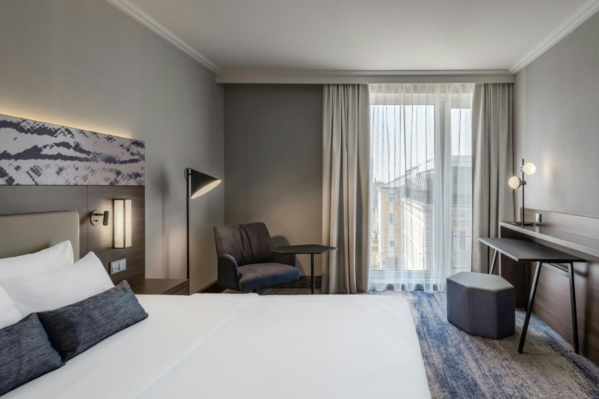 Courtyard By Marriott Linz Hotel Exterior photo