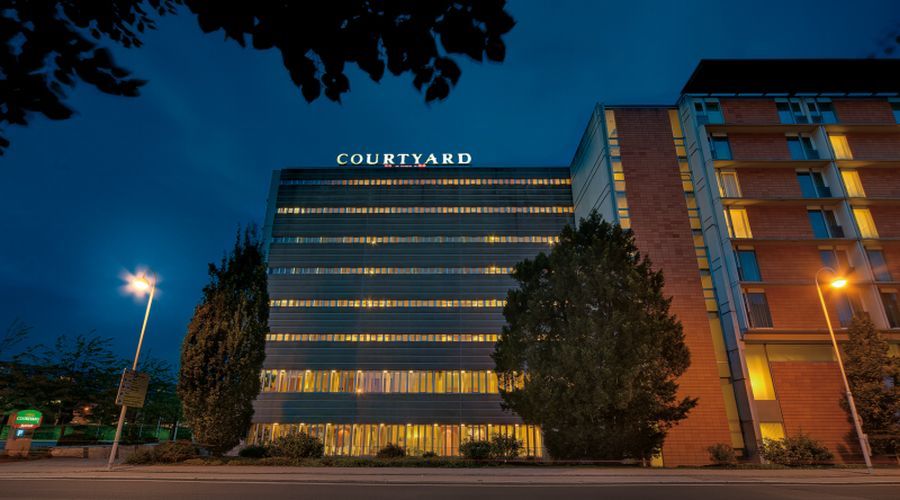 Courtyard By Marriott Linz Hotel Exterior photo
