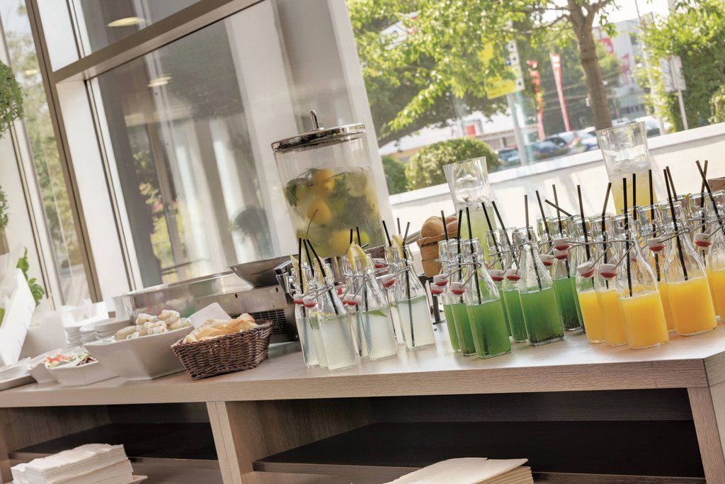 Courtyard By Marriott Linz Hotel Exterior photo